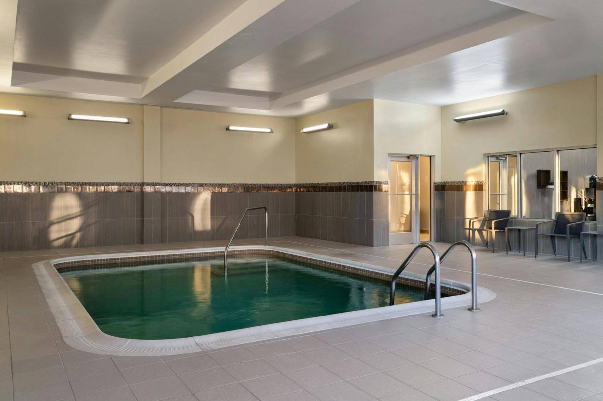 Courtyard By Marriott Fayetteville Fort Liberty - Spring Lake Exterior foto